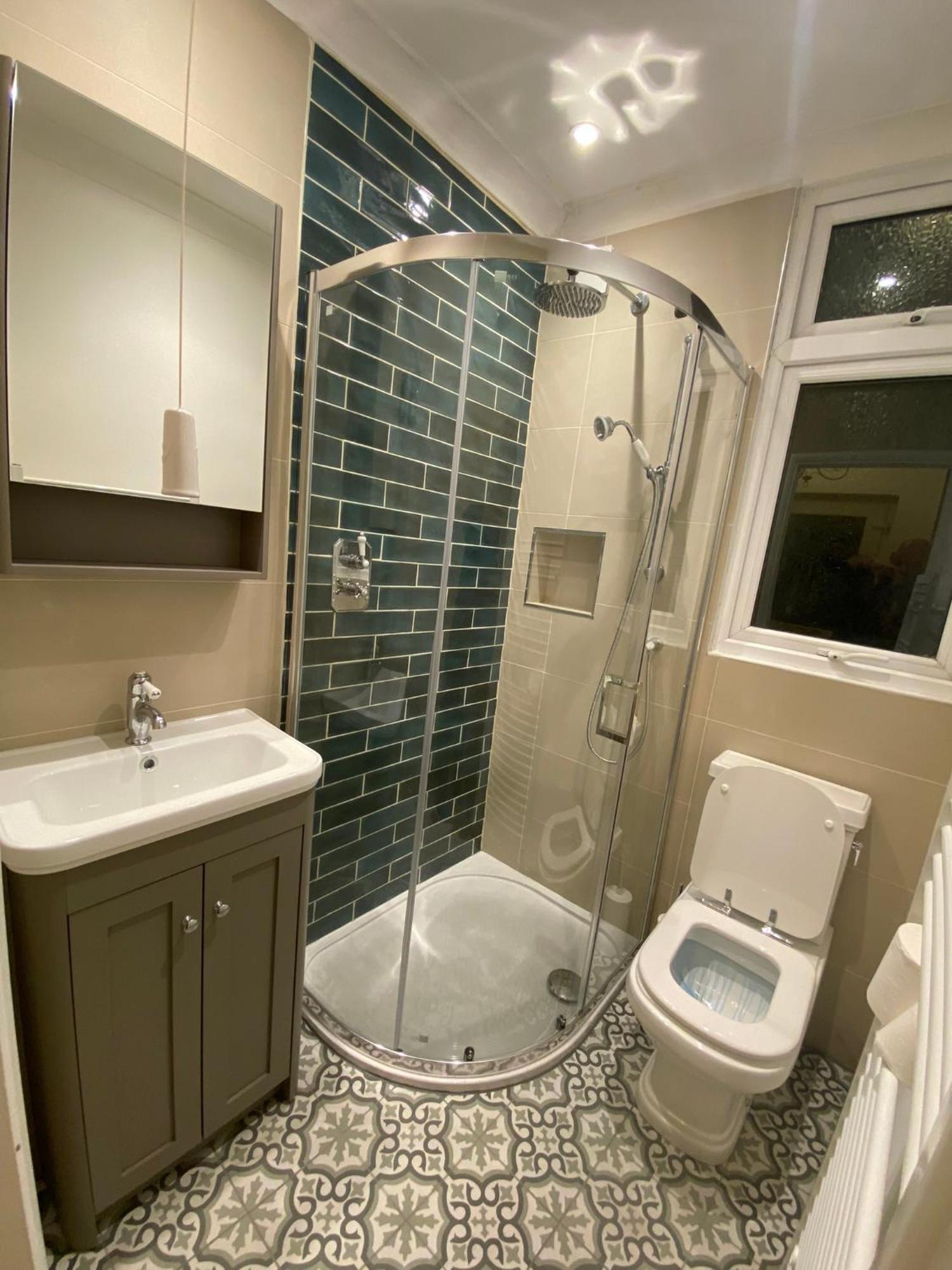 Bikki Apartments - 2 Bedroom Harrow Exterior photo